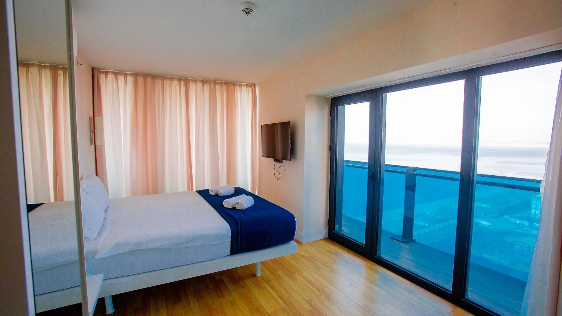 Black Sea R&A Apartment Batumi